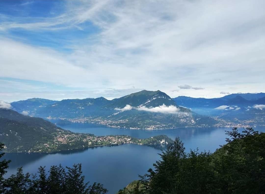 Mansarda Fra Monte E Lago Lägenhet Esino Lario Exteriör bild